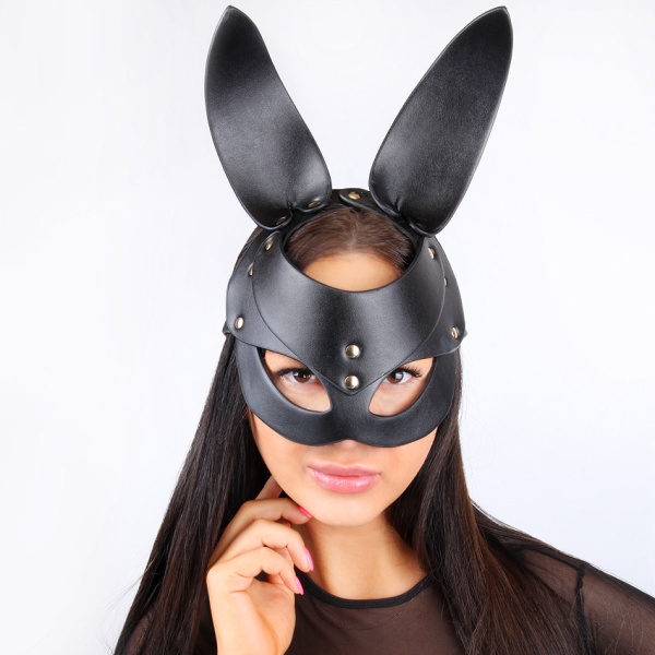 Маска зайчика из эко кожи