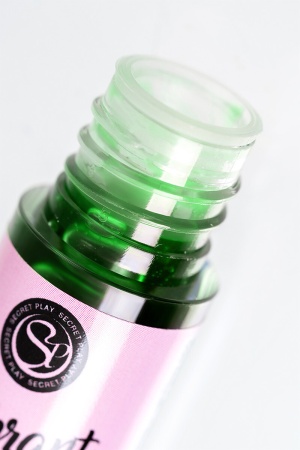 Блеск для губ с эффектом жидкой вибрации Secret Play, вкус мяты