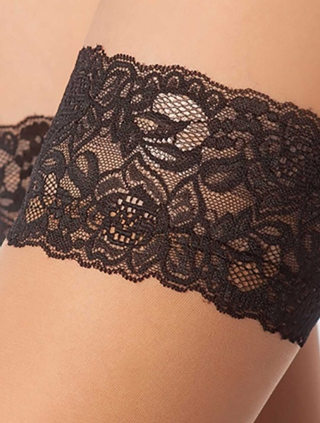 Телесные чулочки с ажурной кружевной резинкой CalzeAmo